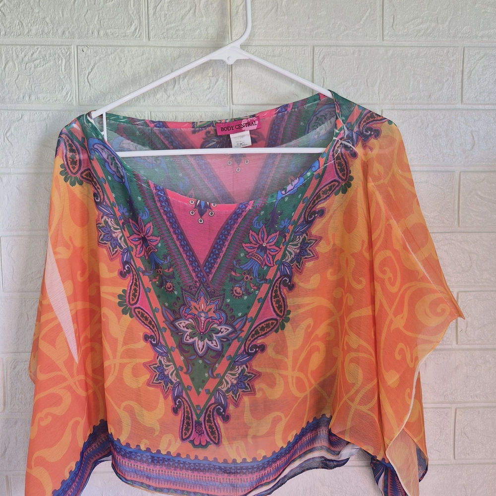 Body Central Vibrant Orange and Green Blouse Vintage boxy, crop sheer Bat Sleeve